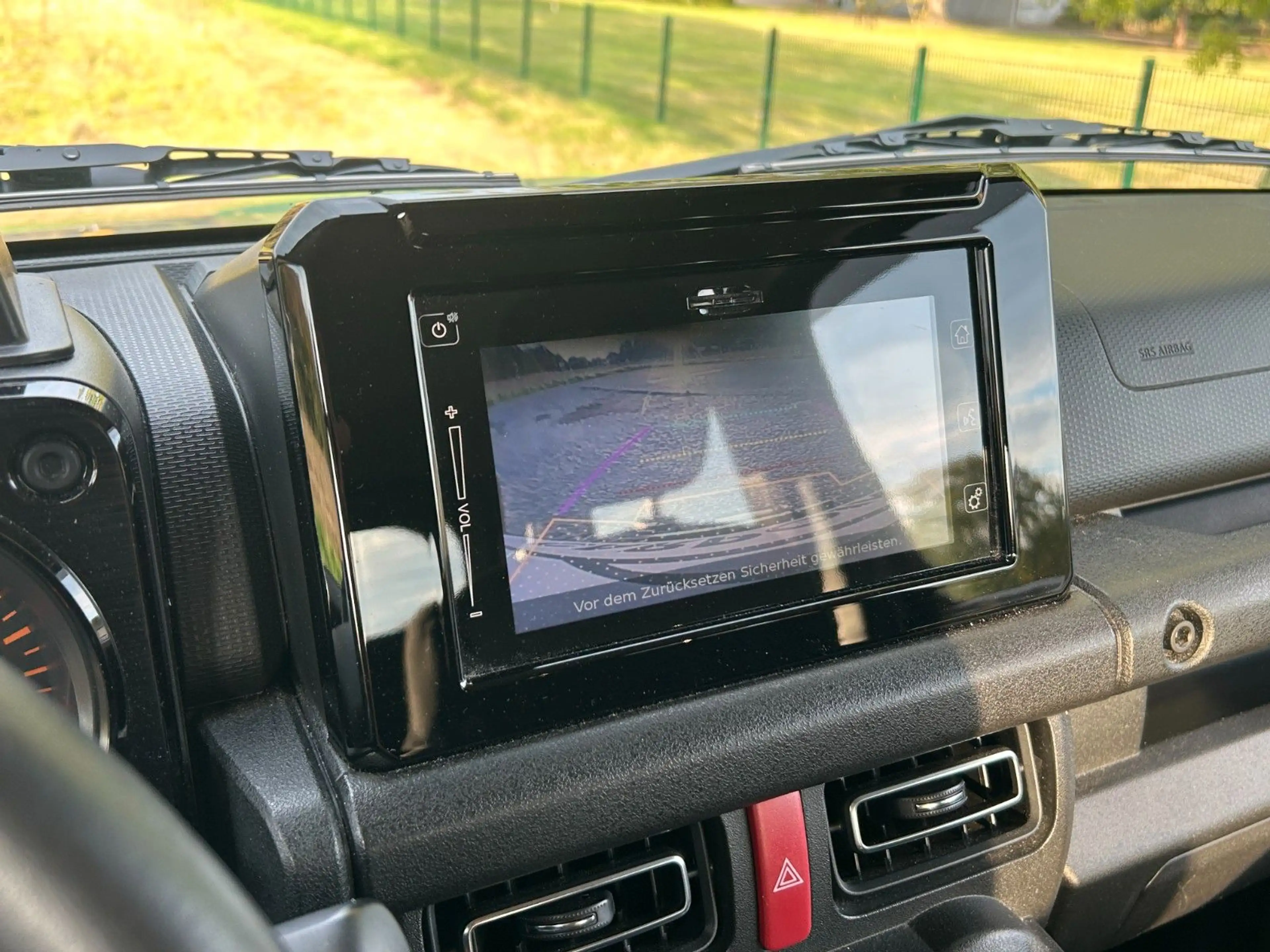 Suzuki Jimny Comfort+ AllGrip 1.5 Navi Höherlegung AHK — photo 26