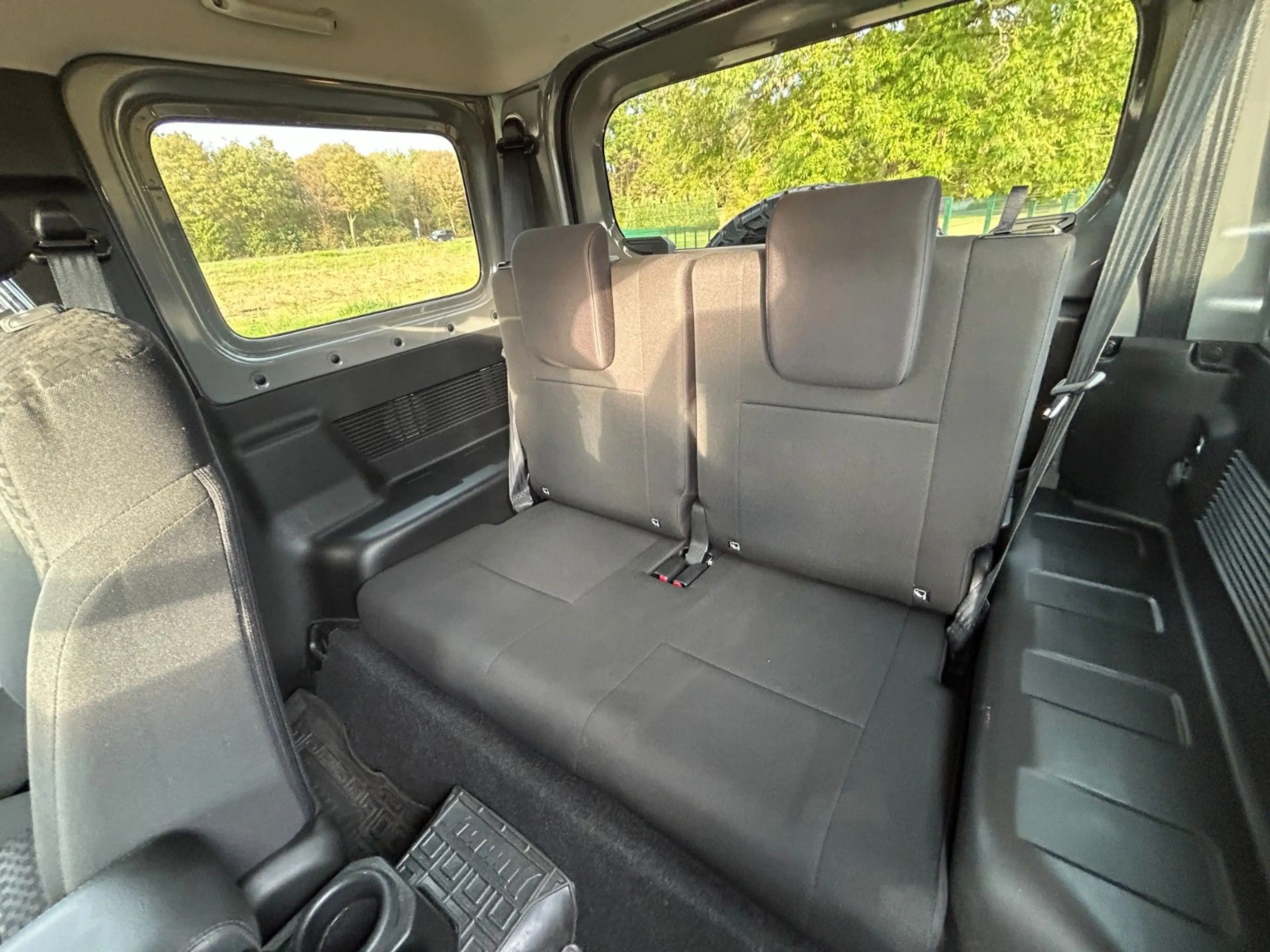 Suzuki Jimny Comfort+ AllGrip 1.5 Navi Höherlegung AHK — photo 18