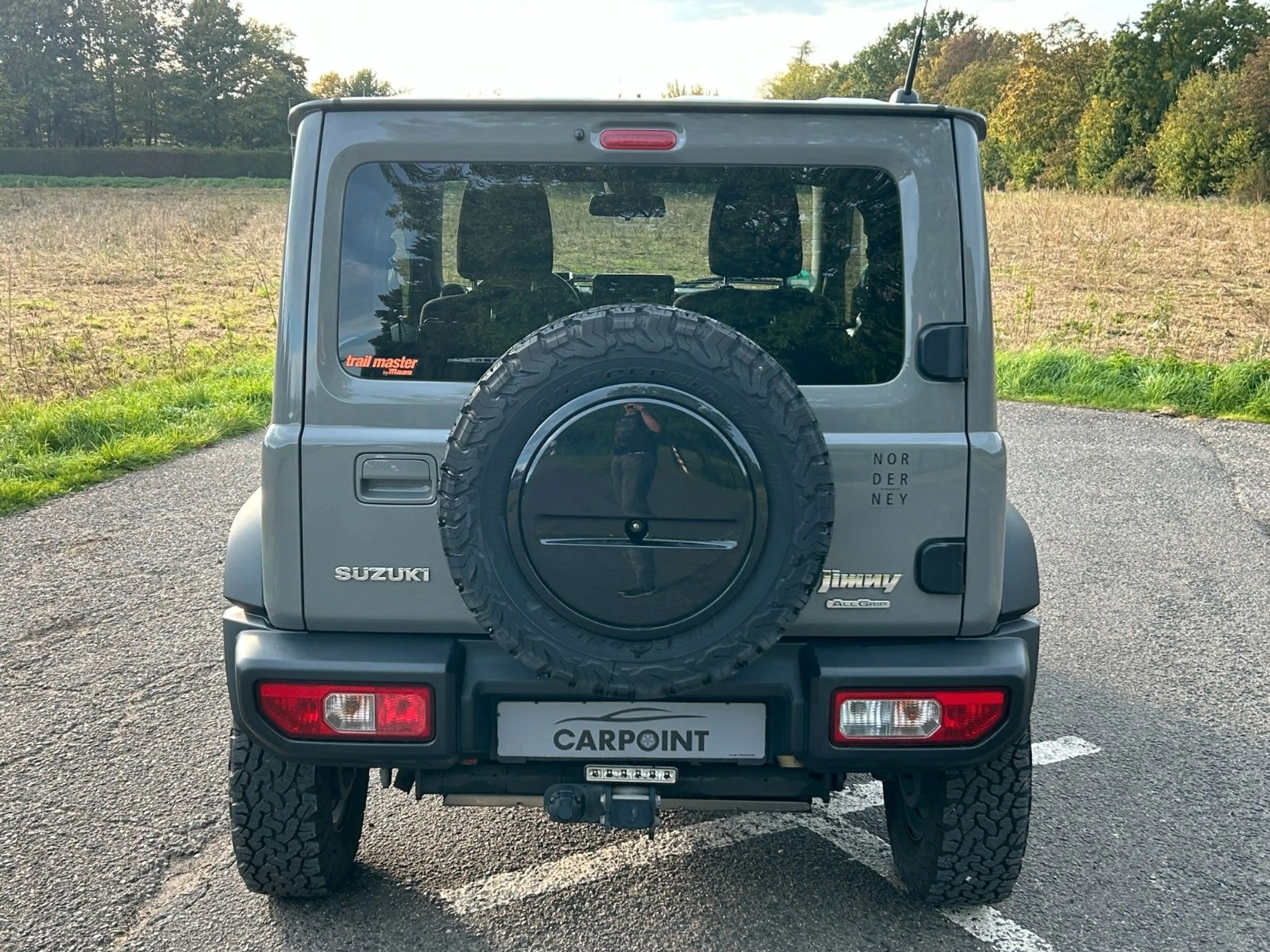 Suzuki Jimny Comfort+ AllGrip 1.5 Navi Höherlegung AHK — photo 4
