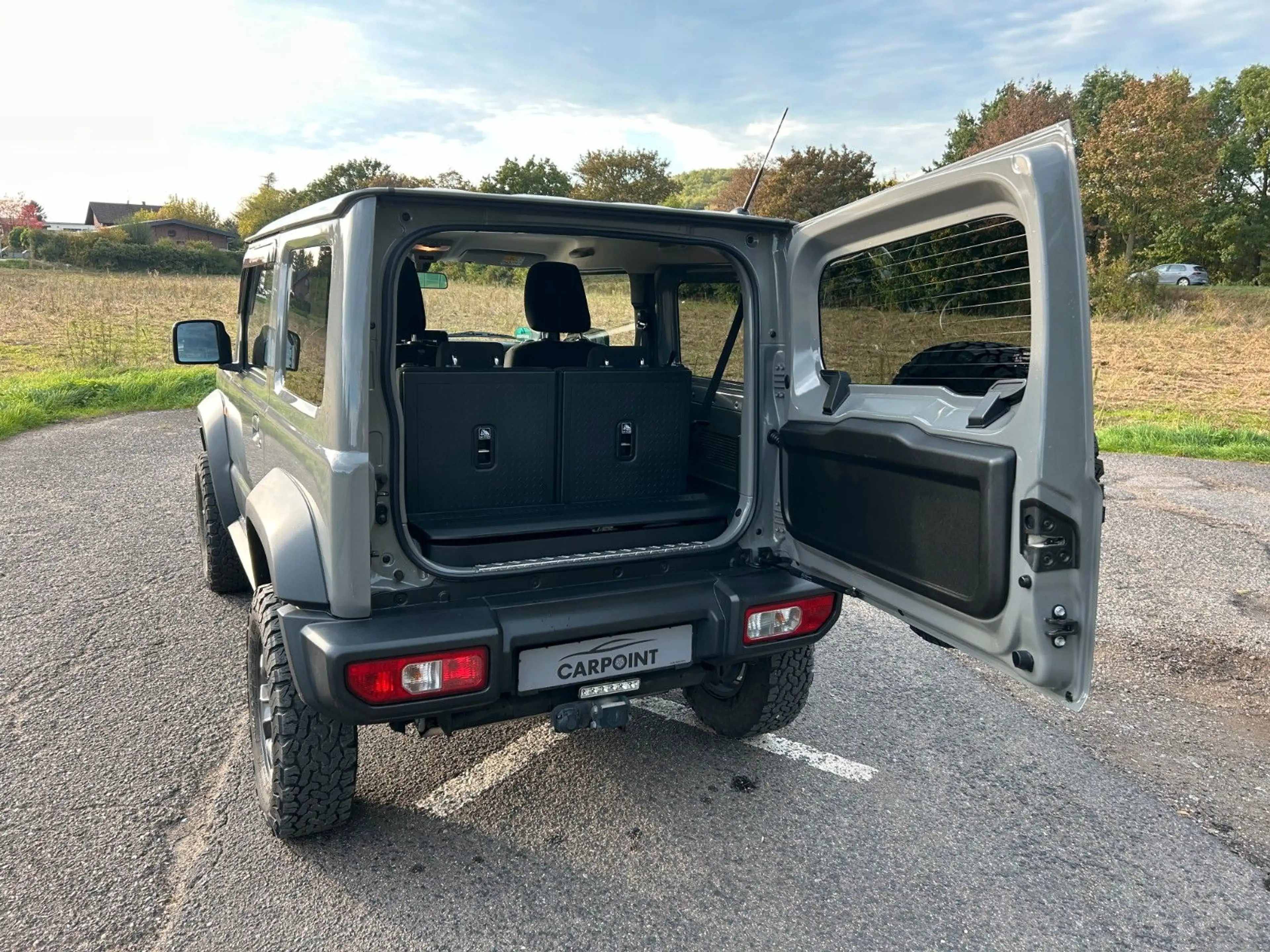 Suzuki Jimny Comfort+ AllGrip 1.5 Navi Höherlegung AHK — photo 5