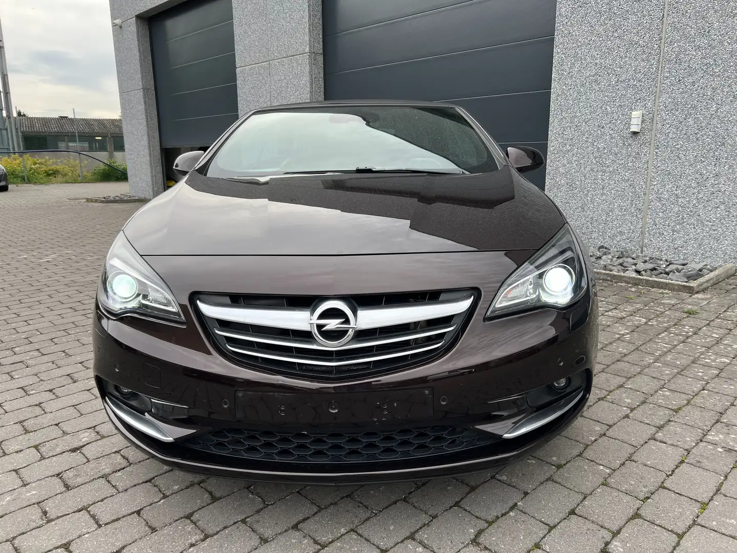 Opel Cascada Cascada 1.4 Turbo Innovation *MARCHAND OU EXPORTY* Brun - 2