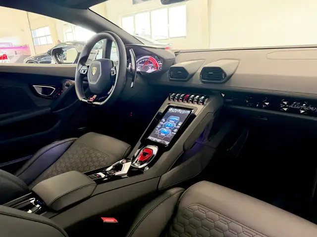 Lamborghini Huracán EVO RWD,Nur3.000km,Neuwertig,Ö-Auto,Lift,Kamera Ansicht 31