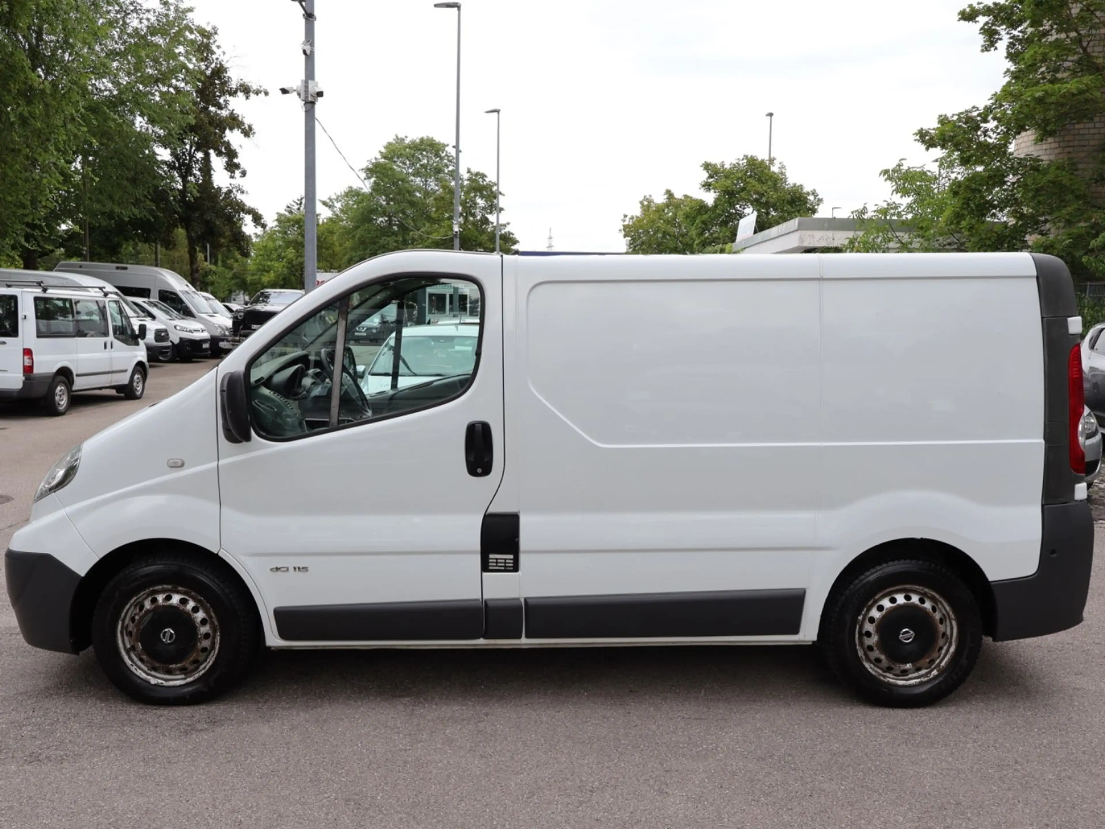 Nissan Primastar Kasten 2.0 dCi L1H1 2.7t Klima TÜV Neu — photo 8
