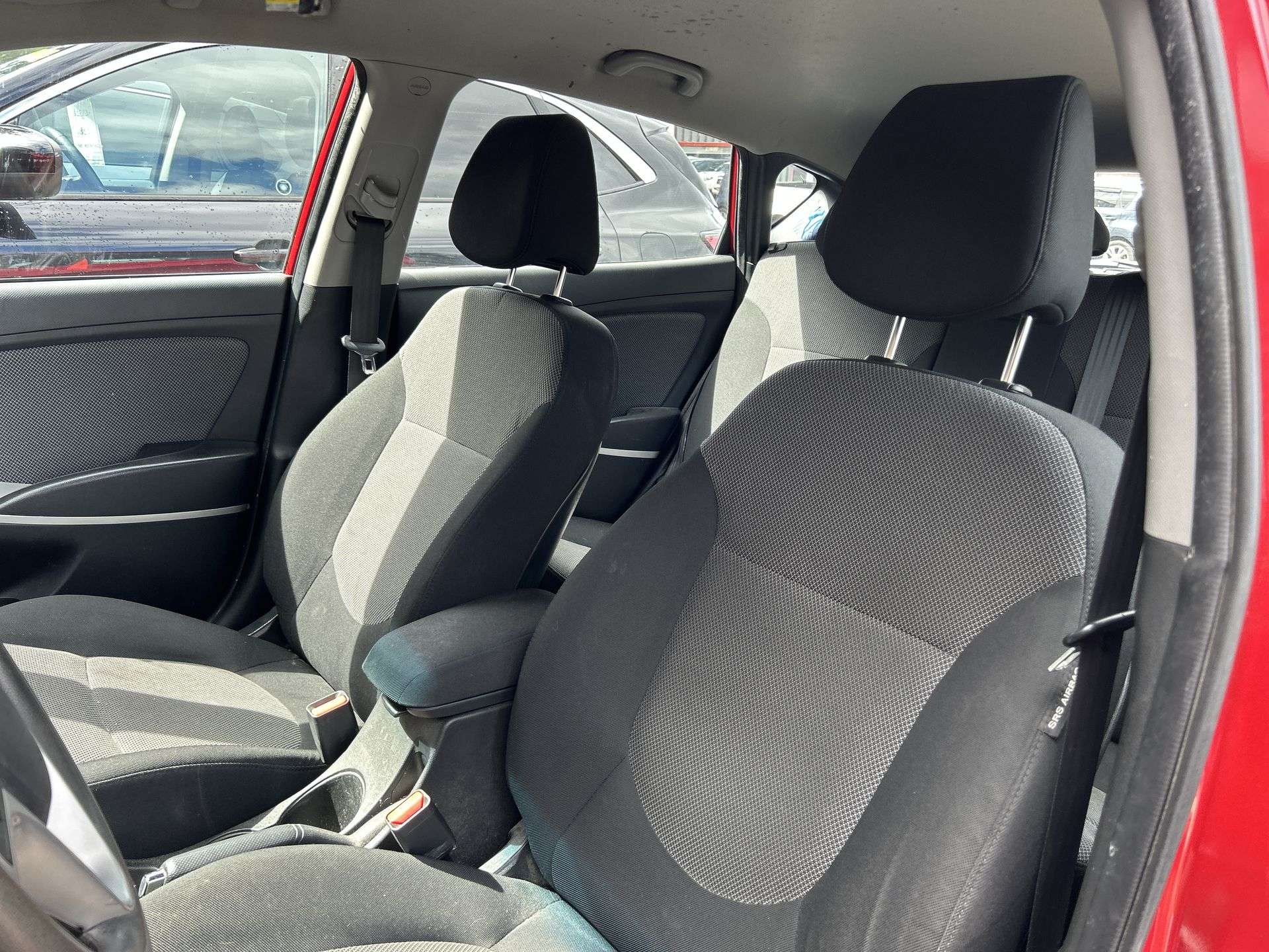 2013 Hyundai ACCENT Hatchback