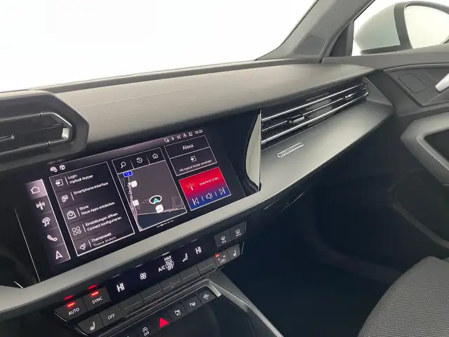 Audi A3 view 9