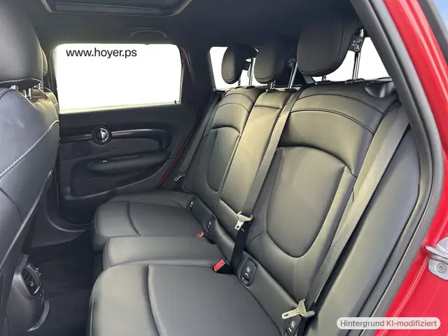 Mini Clubman view 8