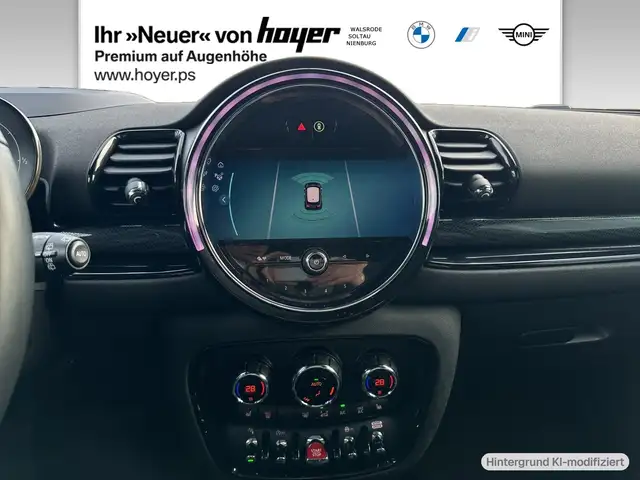Mini Clubman view 9