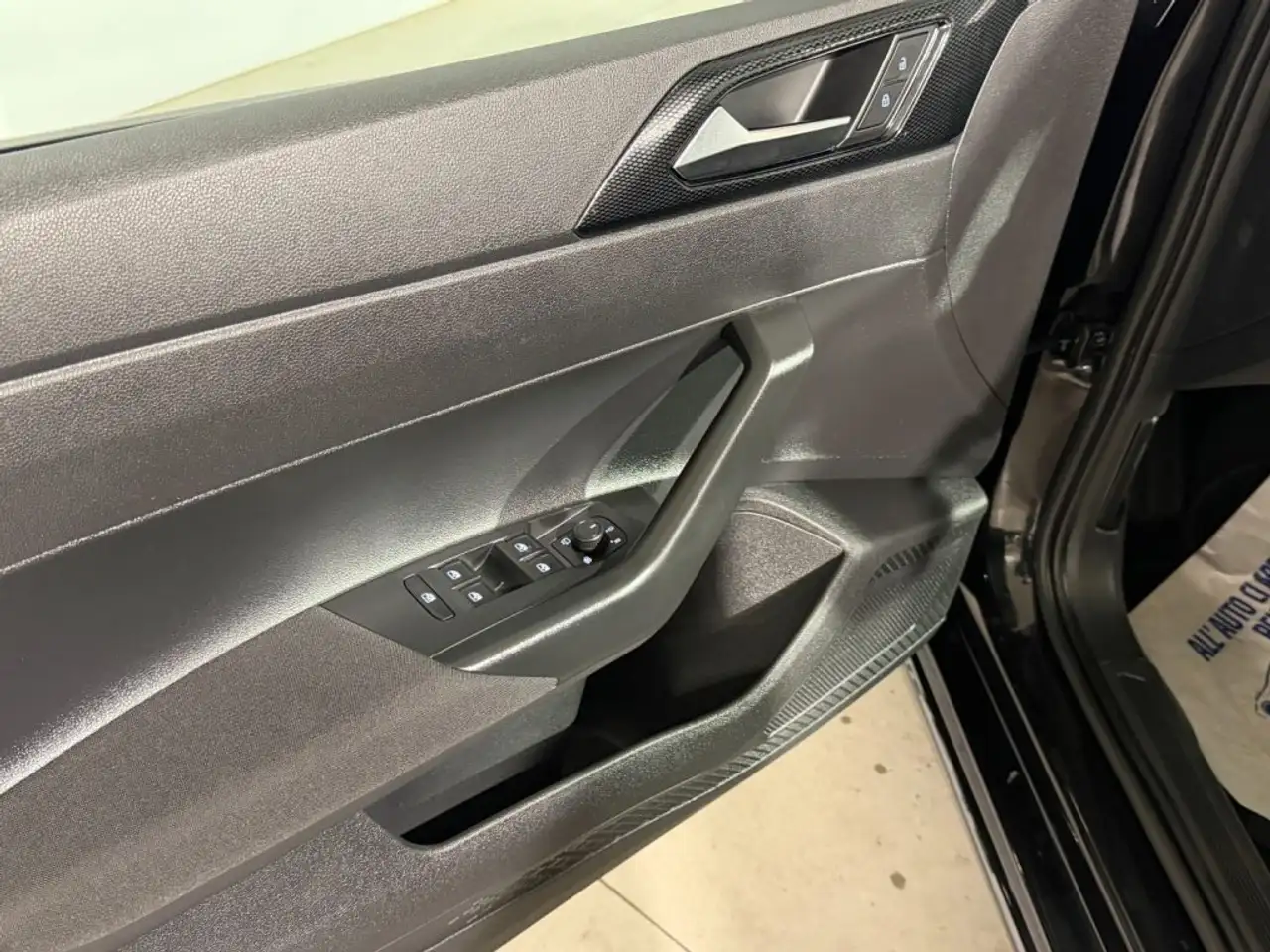 Volkswagen Polo 1.0 TSI DSG Life 8