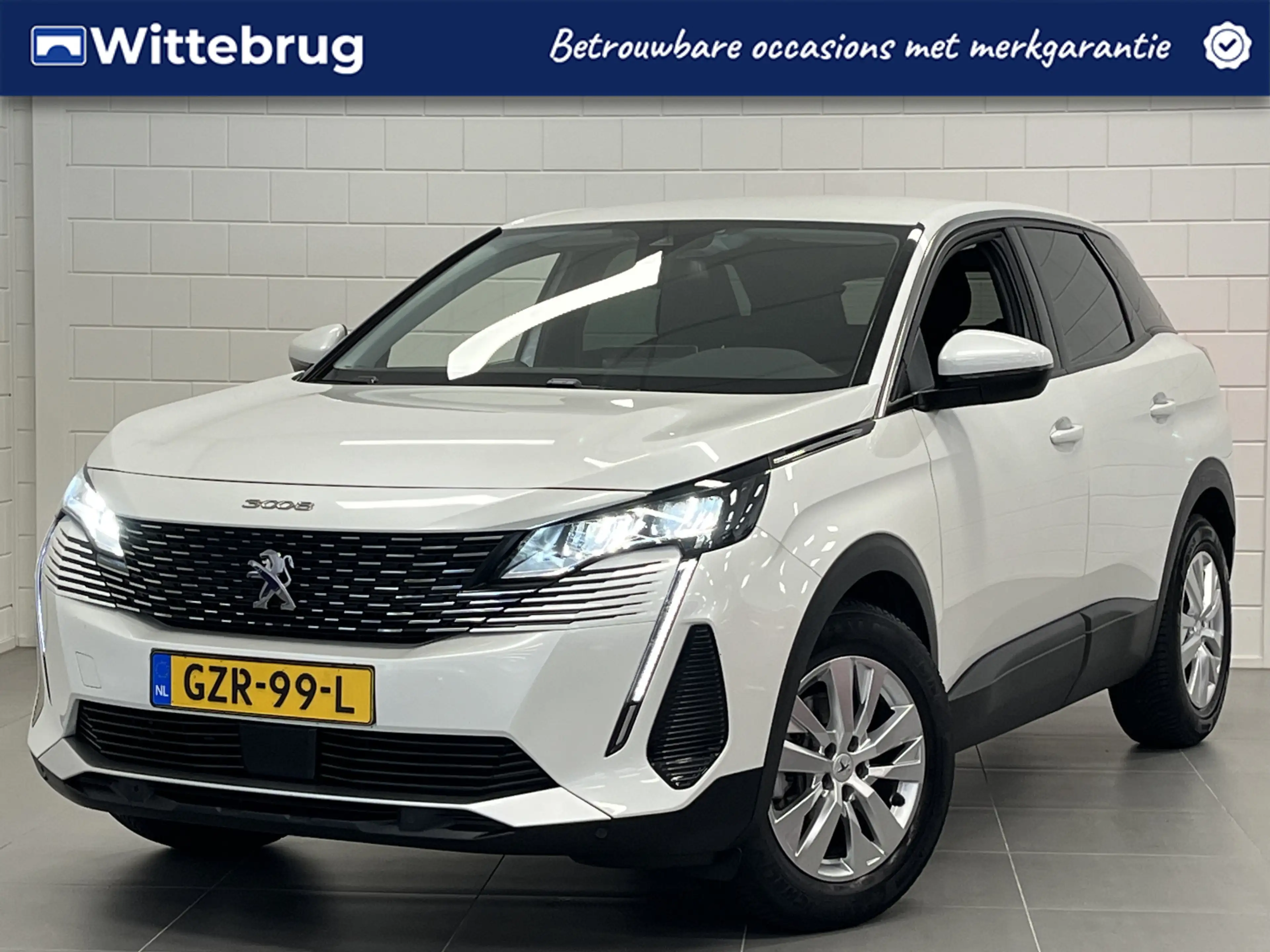 Peugeot 3008 1.2 PureTech Active Pack AUTOMAAT | TREKHAAK | NAV