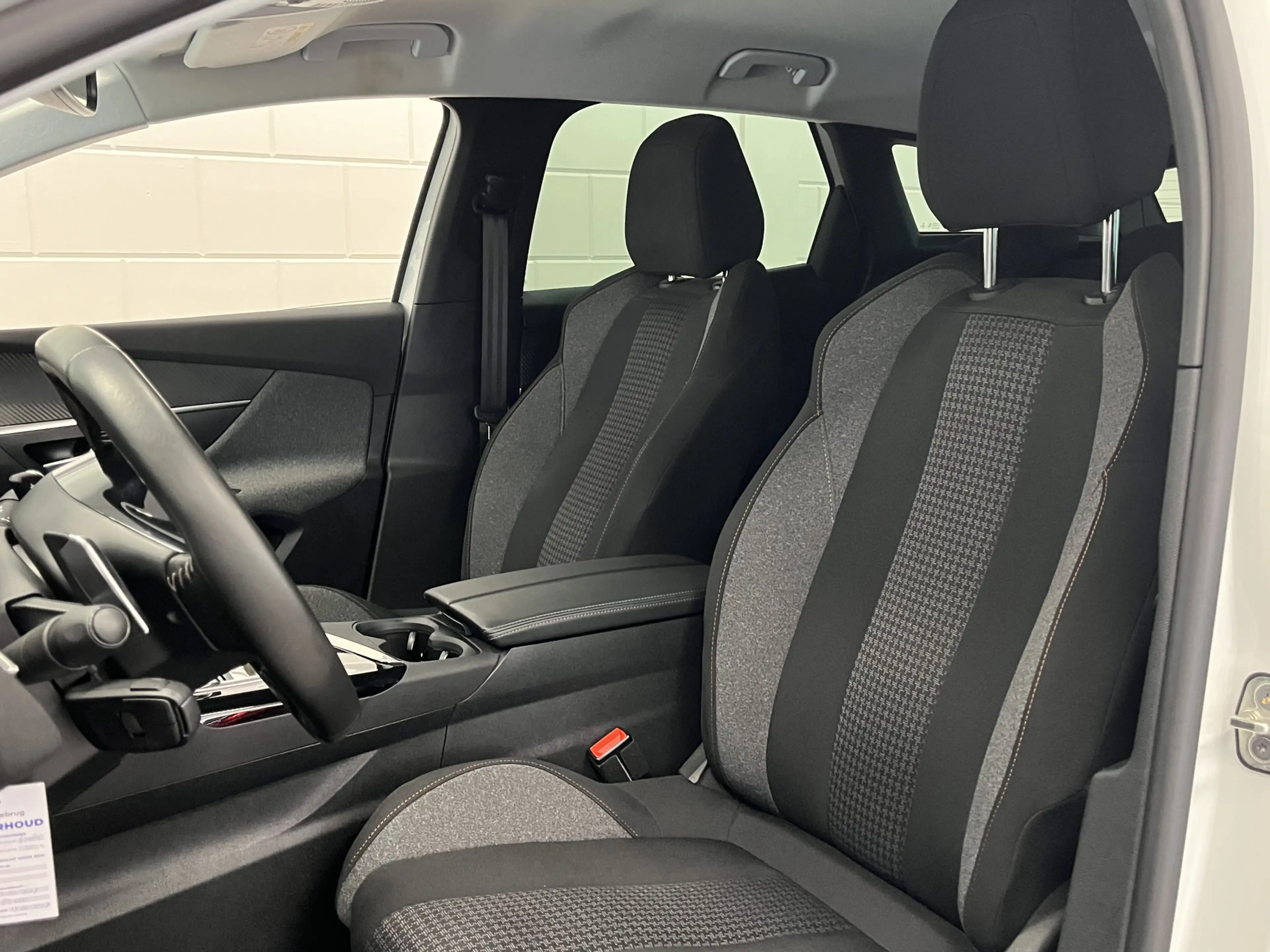 Peugeot 3008 1.2 PureTech Active Pack AUTOMAAT | TREKHAAK | NAV — photo 14