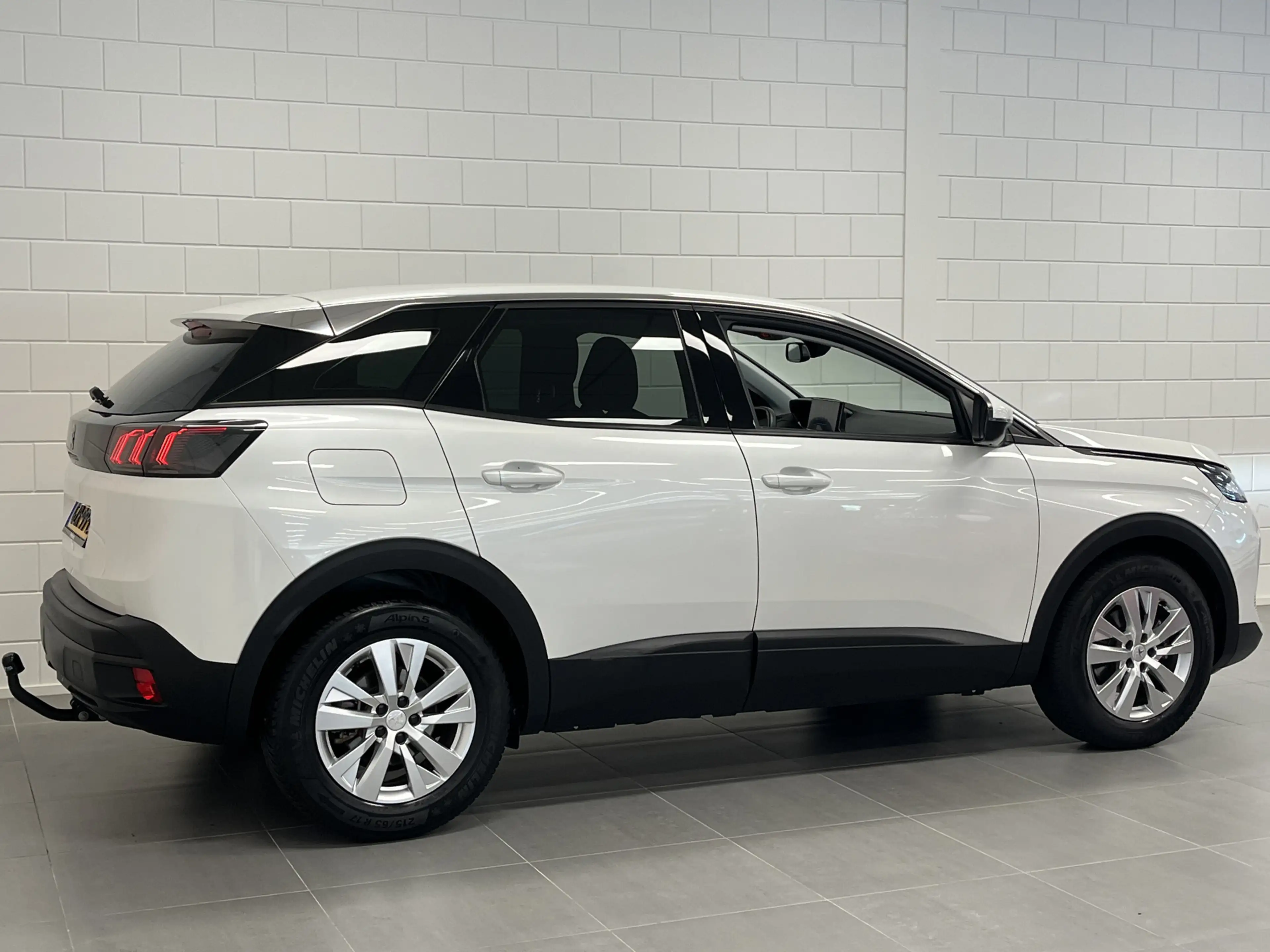 Peugeot 3008 1.2 PureTech Active Pack AUTOMAAT | TREKHAAK | NAV — photo 4
