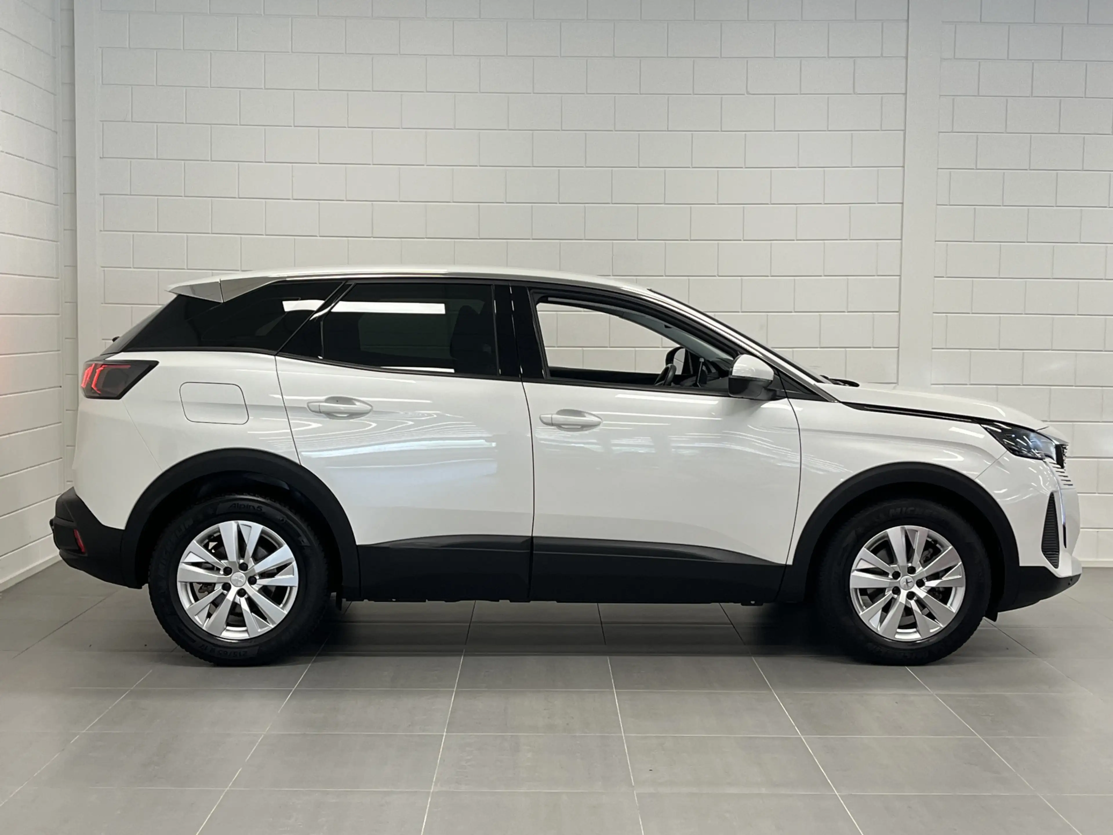 Peugeot 3008 1.2 PureTech Active Pack AUTOMAAT | TREKHAAK | NAV — photo 6