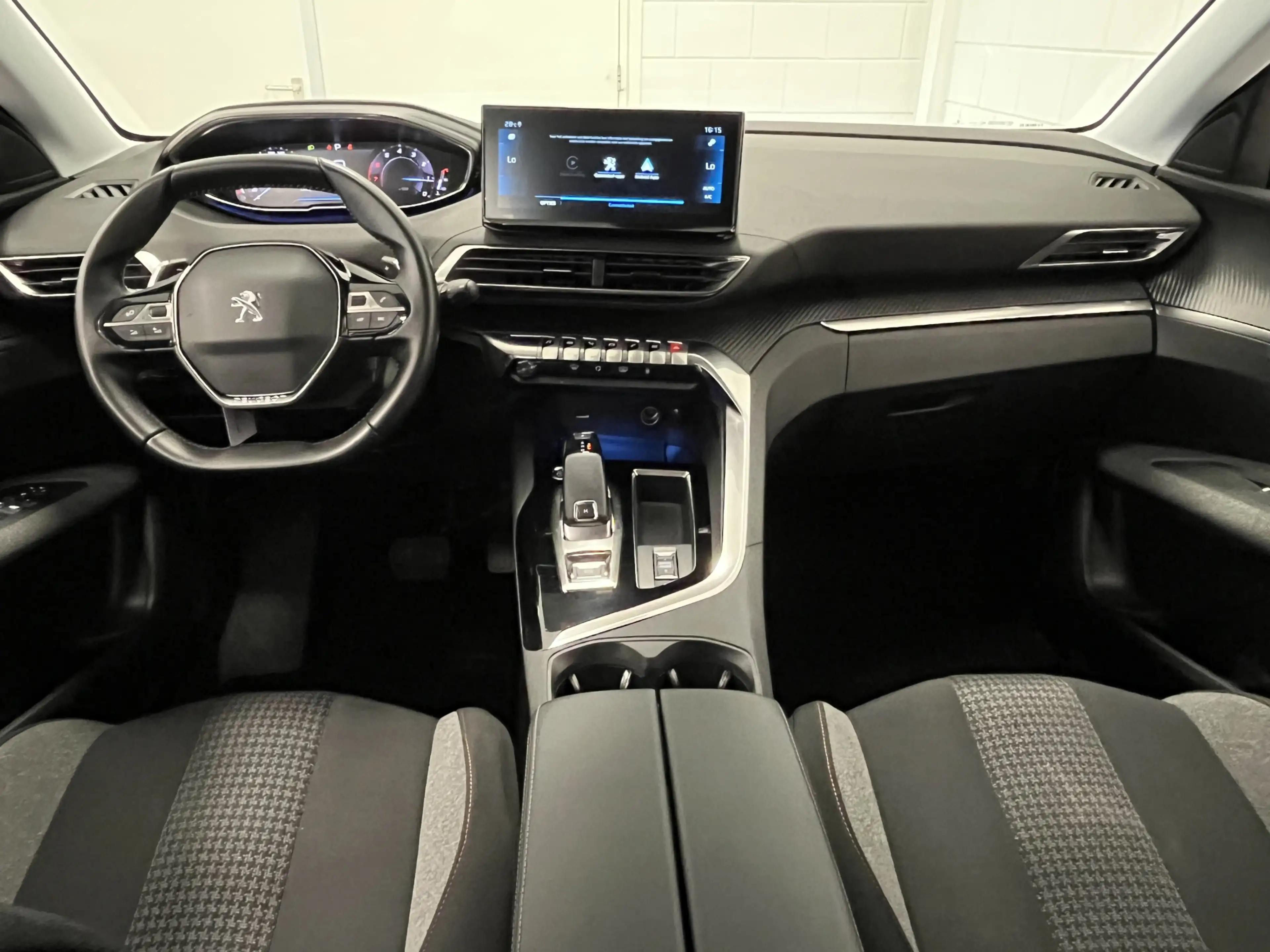 Peugeot 3008 1.2 PureTech Active Pack AUTOMAAT | TREKHAAK | NAV — photo 12