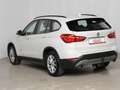BMW X1 xDrive20d Aut. *AHK * Navi * 8-fach * LED* Blanc - thumbnail 4