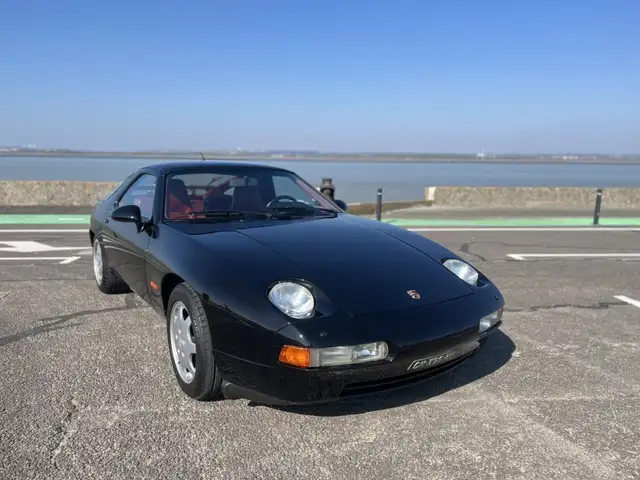 Porsche 928 GT
