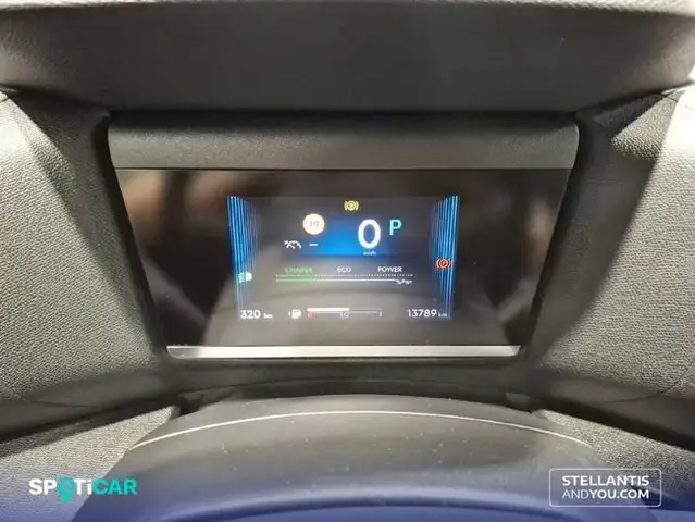 Citroen C4 view 12