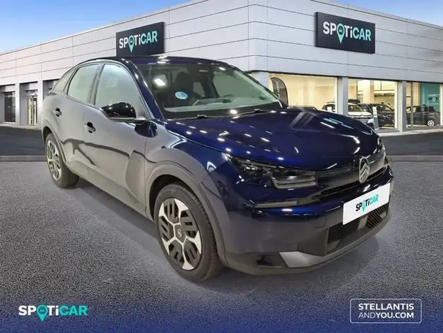 Citroen C4 view 3