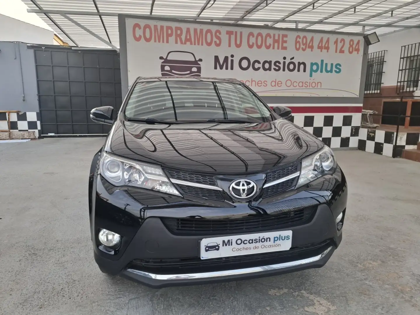 Toyota RAV 4 120D Active 4x2 Negro - 1