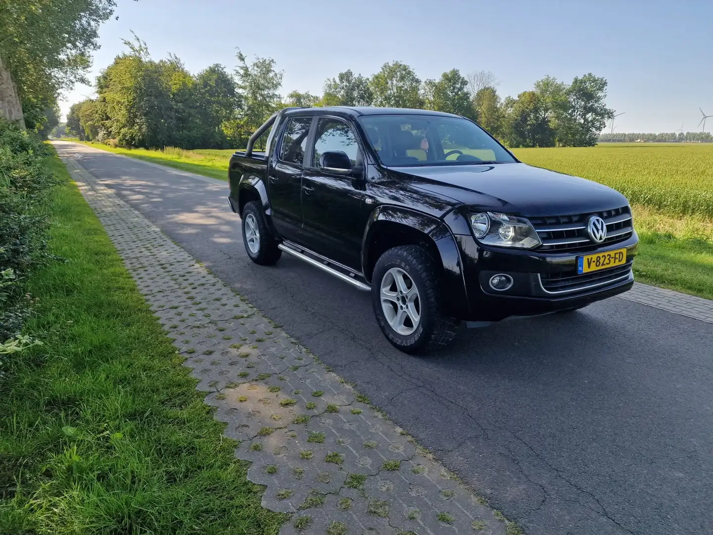 Volkswagen Amarok Amarok 2.0 TDI 4M PlusTrend Zwart - 2
