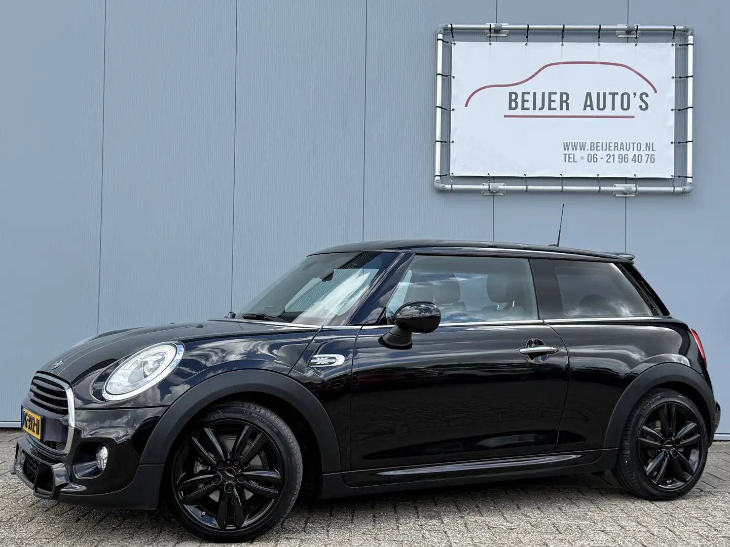 MINI Cooper Mini 1.5 Chili Serious Business JCW Pakket/Navigat Noir - 1