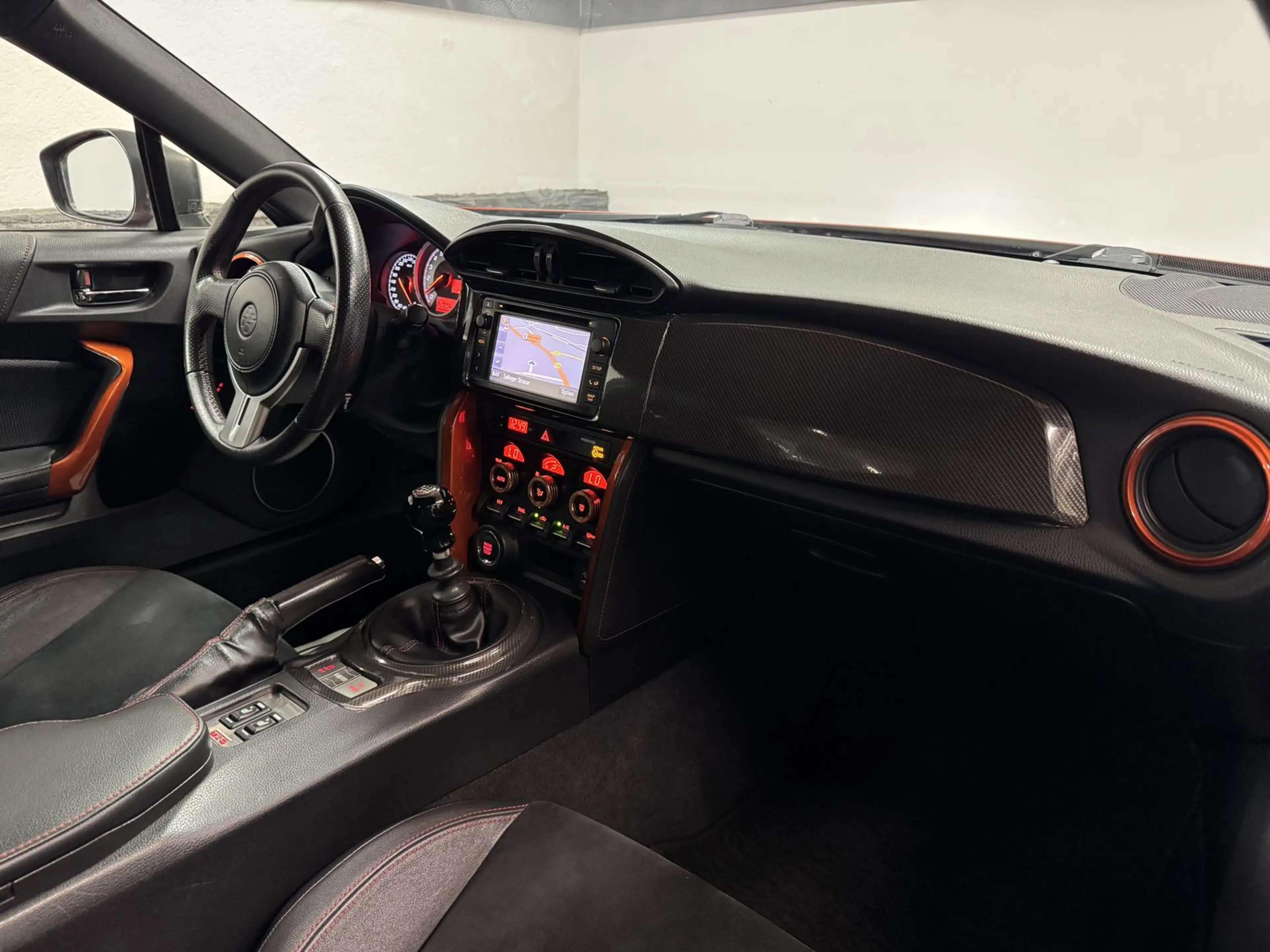 Toyota GT86 TRD*EIBACH*S.ABGAS*KAMERA*SHZ* — photo 10