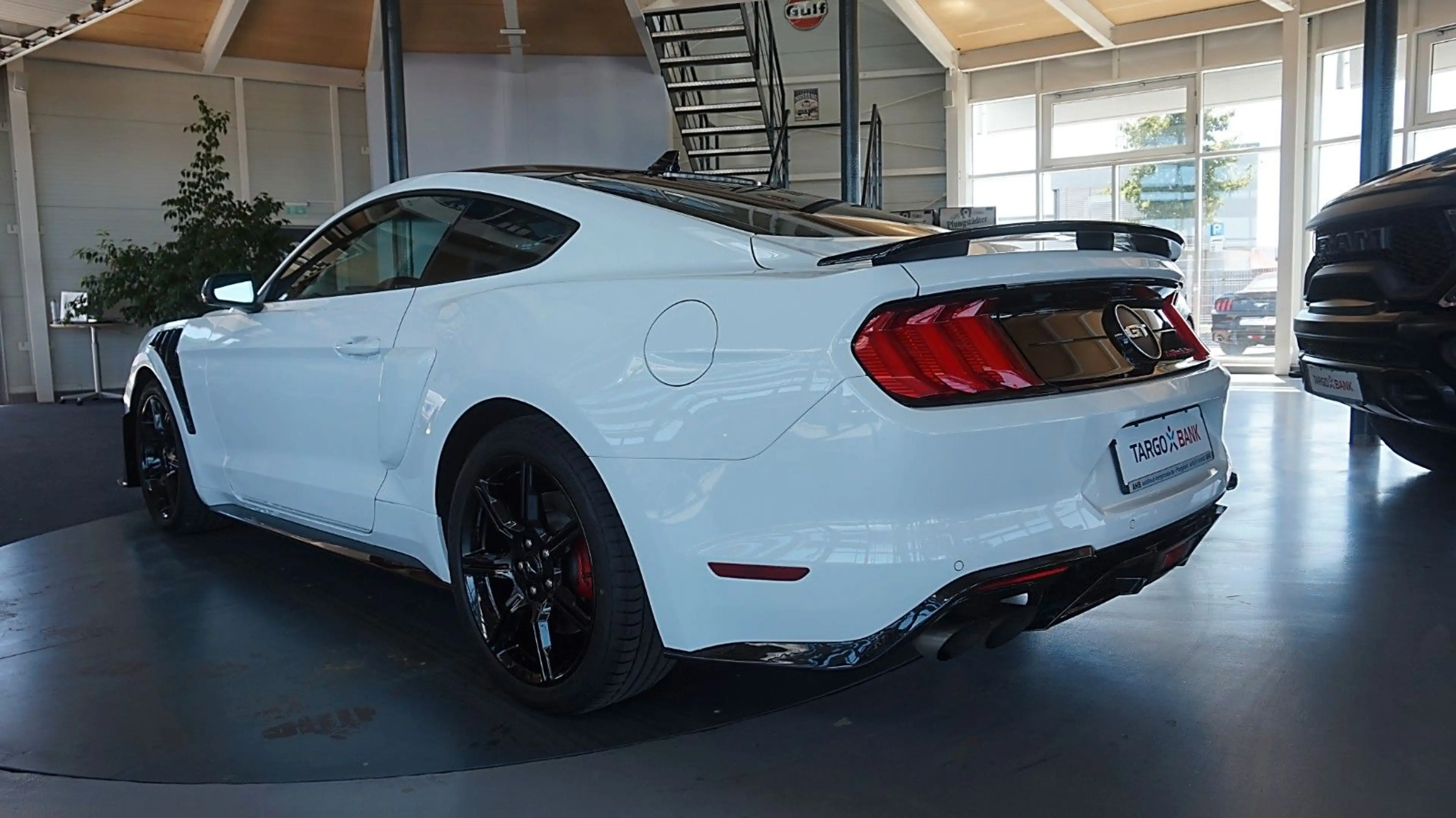 Ford Mustang 5.0 V8 California*Digi*Tempo*Alu19* — photo 6