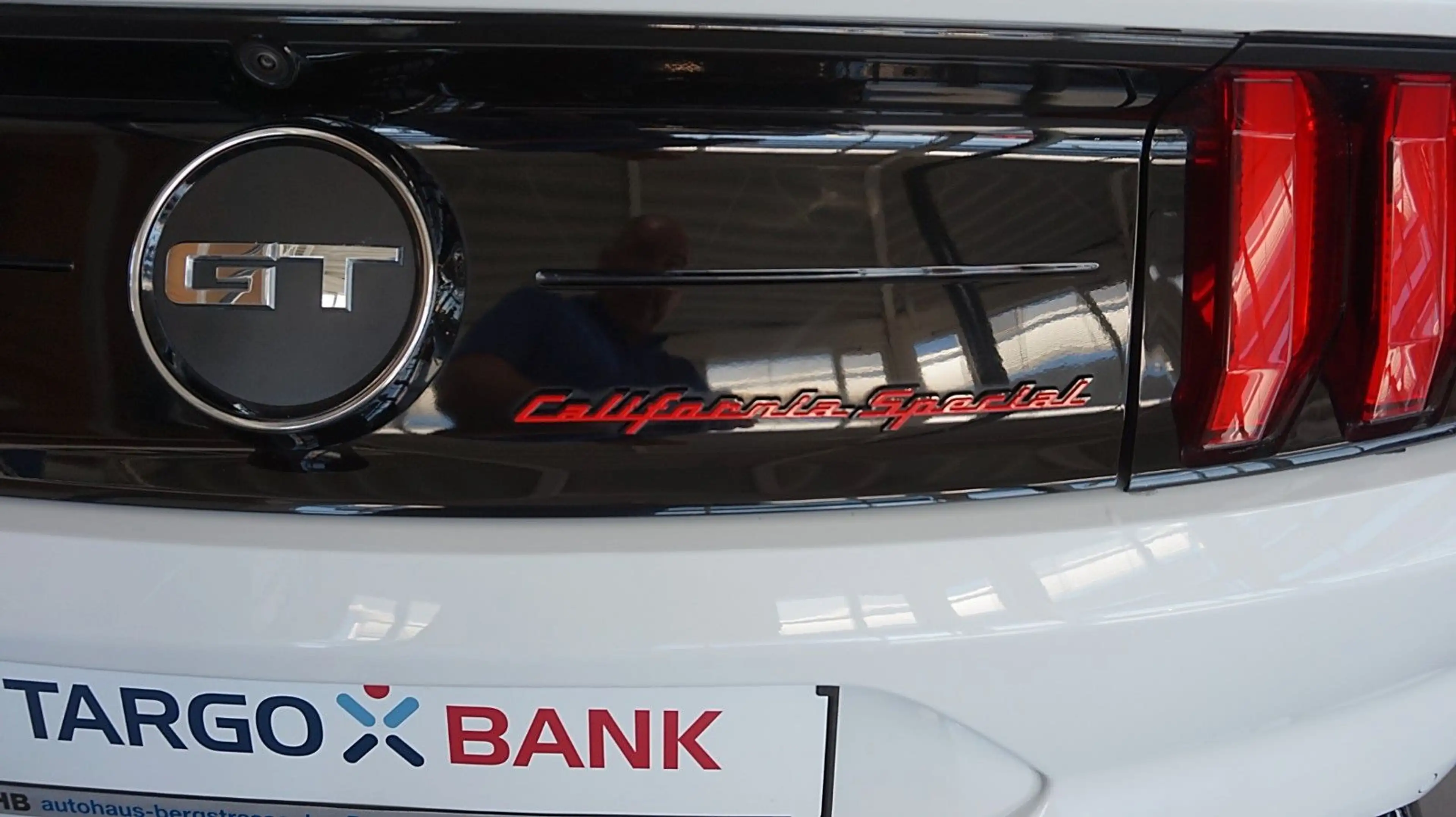 Ford Mustang 5.0 V8 California*Digi*Tempo*Alu19* — photo 25