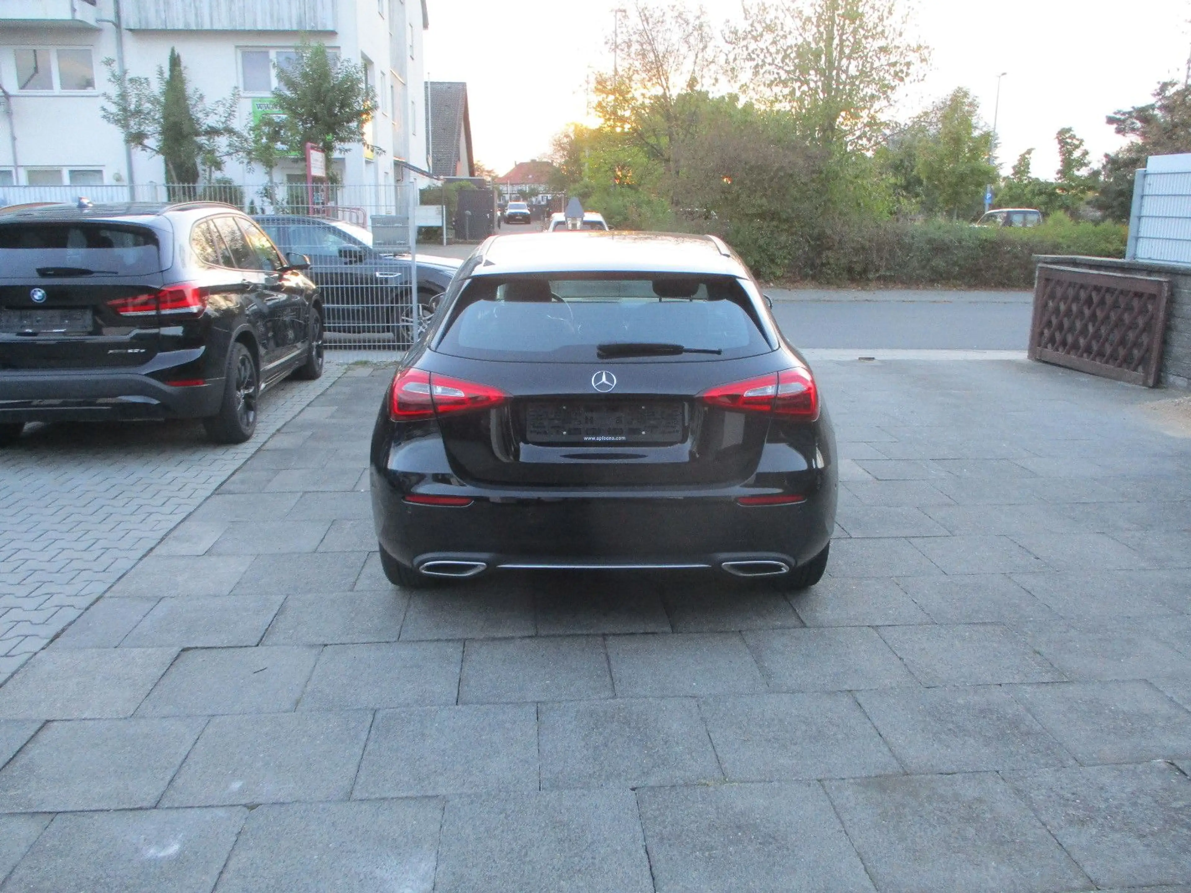 Mercedes-Benz A 180 d NAVI LEDER KAMERA TEMP SPURH SITZH PDC — photo 6