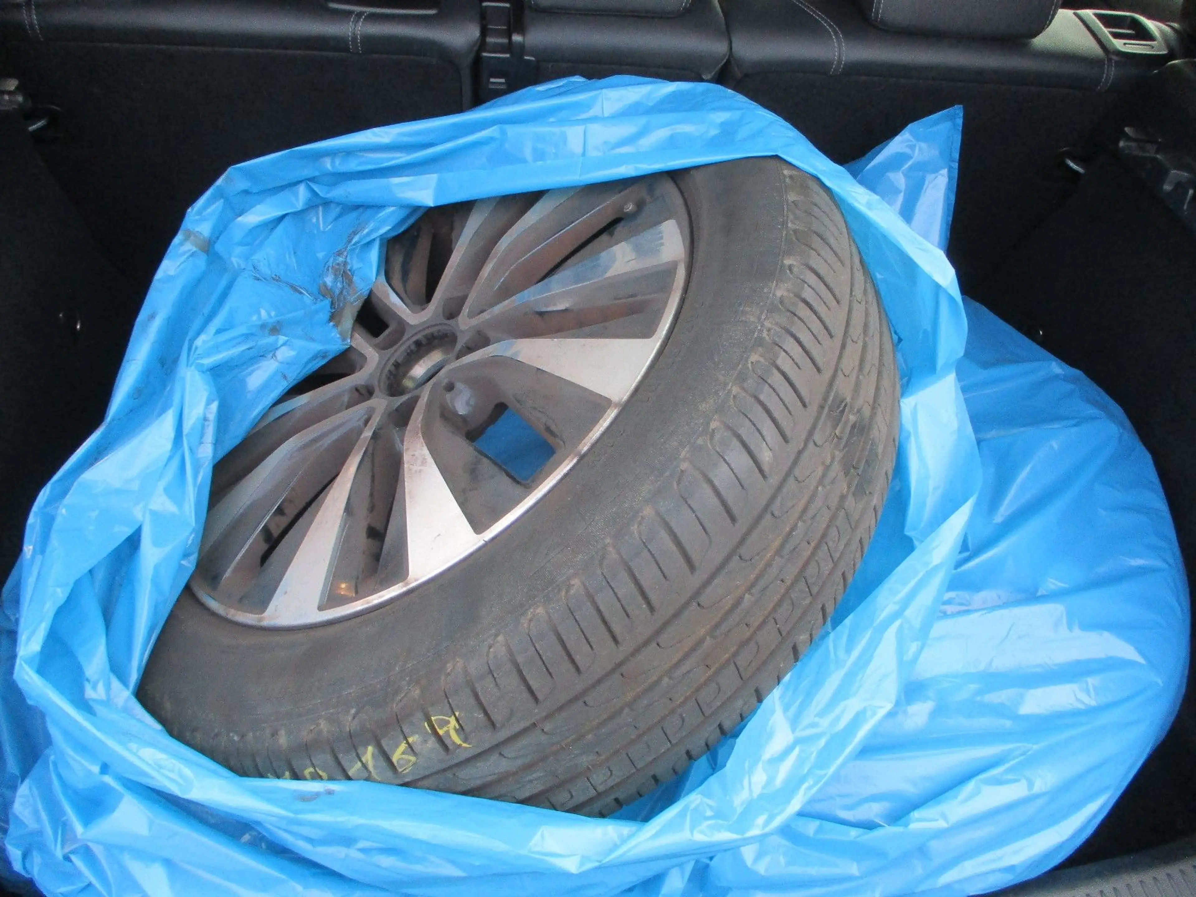 Mercedes-Benz A 180 d NAVI LEDER KAMERA TEMP SPURH SITZH PDC — photo 9