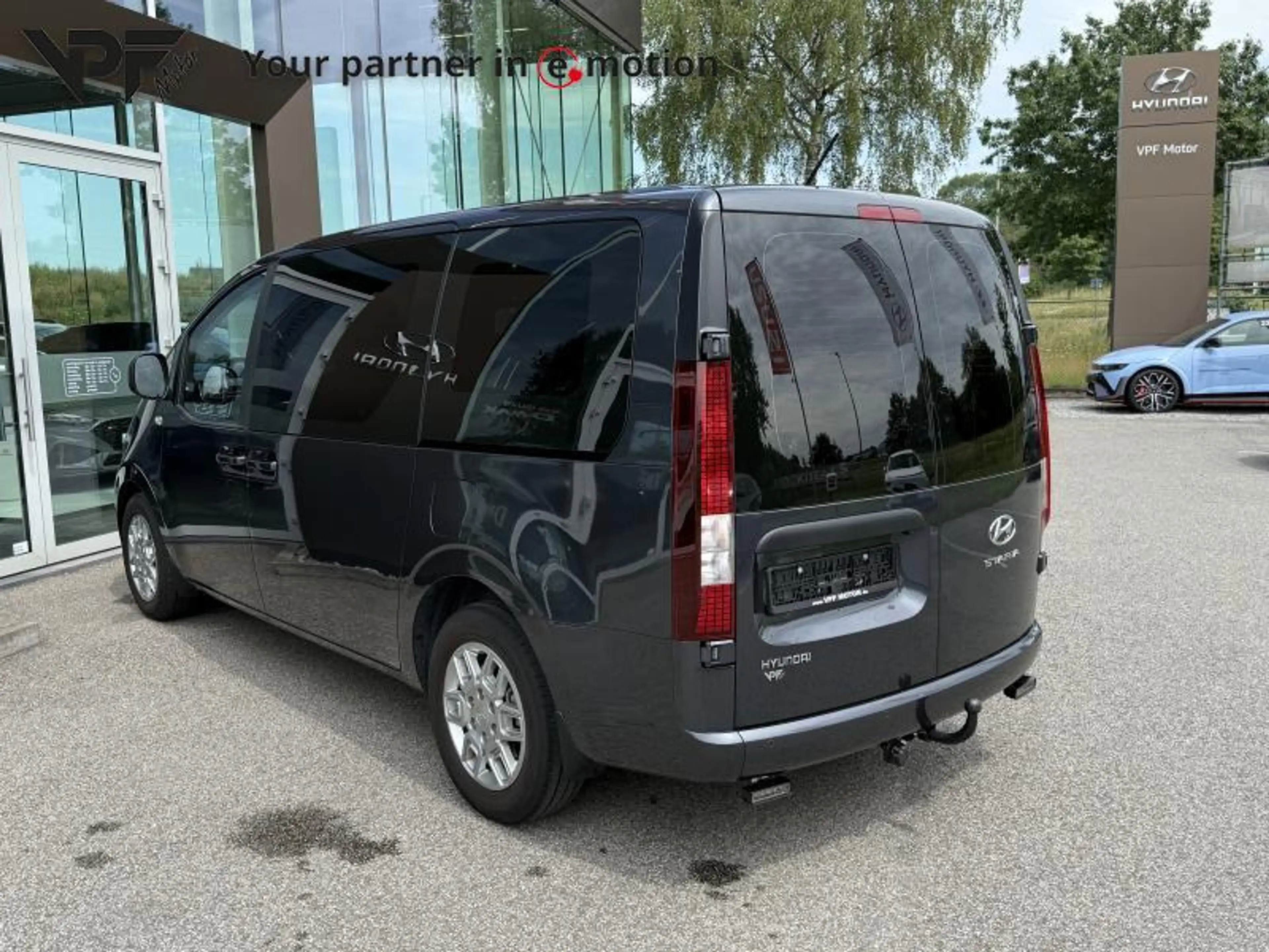 Hyundai STARIA Techno 6 persoons lichtevracht — photo 2