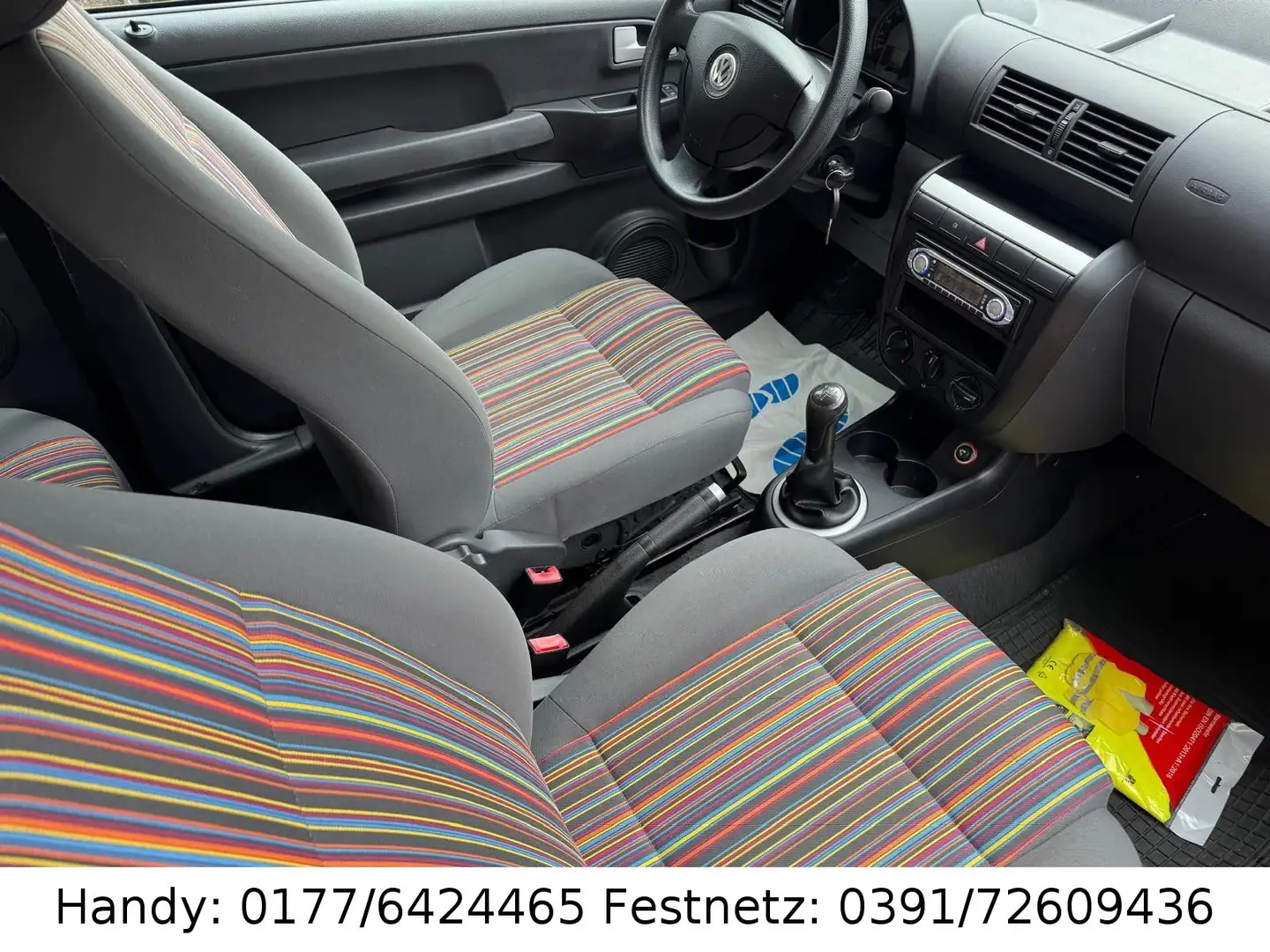 Volkswagen Fox 1.2 2.HAND/SERVO/el.FH/ZV mit FB/ALLWETTER Grau - 2