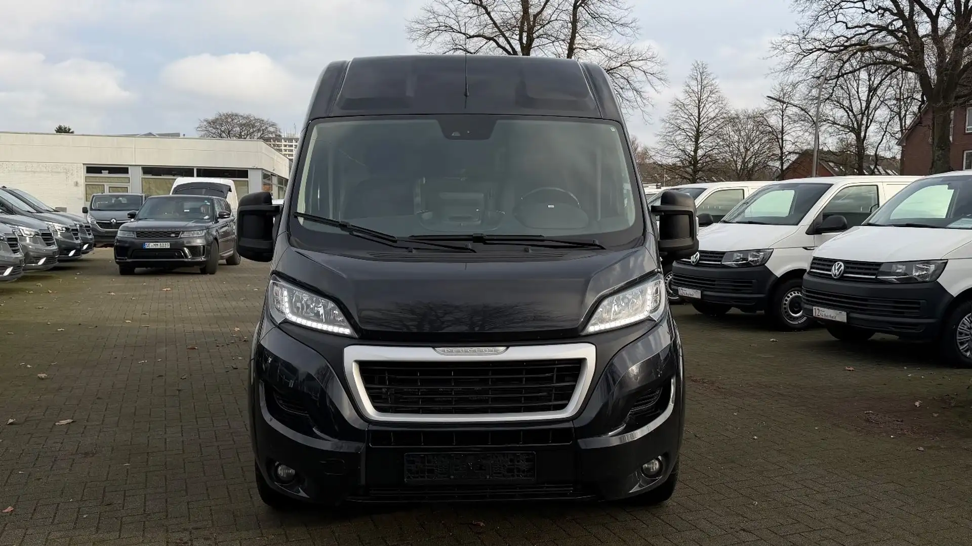 Peugeot Boxer BOXER 2.2 BLUEHDI L2H2 STANDHZ/KAMERA/AHK/PDC Noir - 2