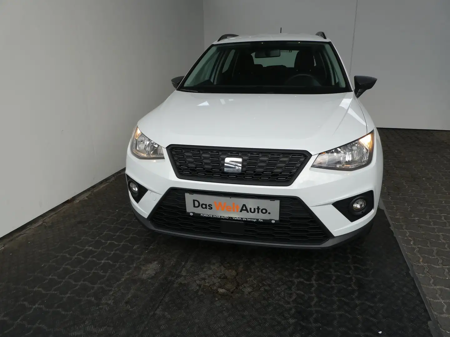 SEAT Arona Reference EcoTSI Weiß - 2