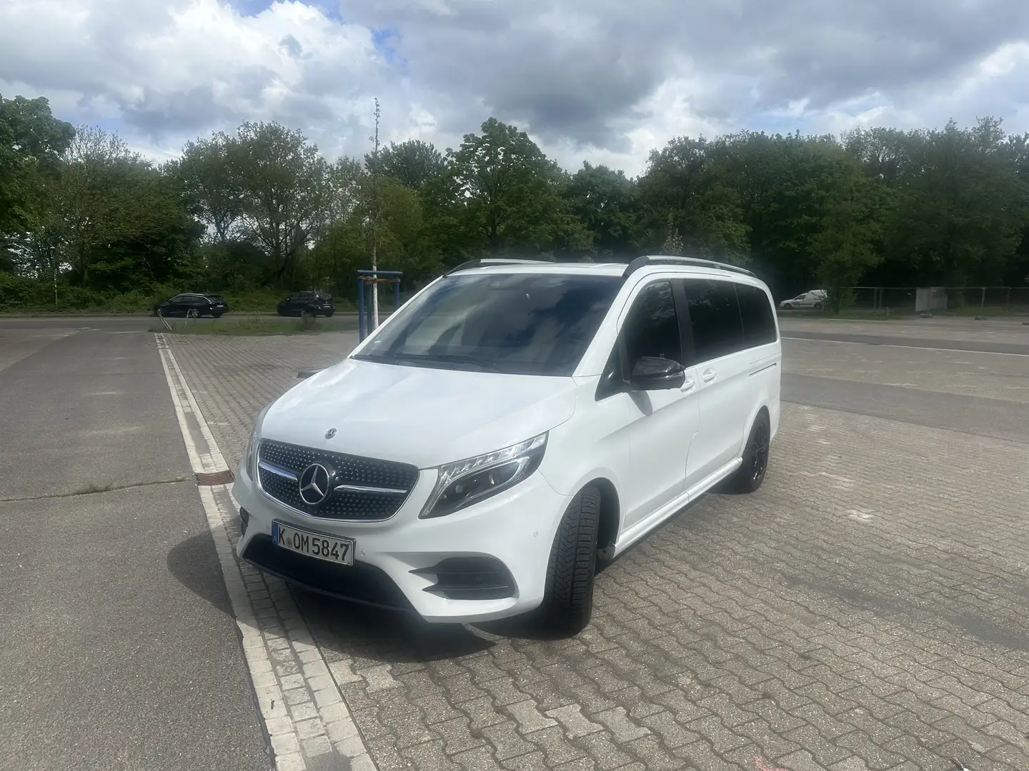 Mercedes-Benz V 200 V 220 CDI/d, 250 CDI/BT/d AVANTG./EDITION lang (44 Blanco - 1