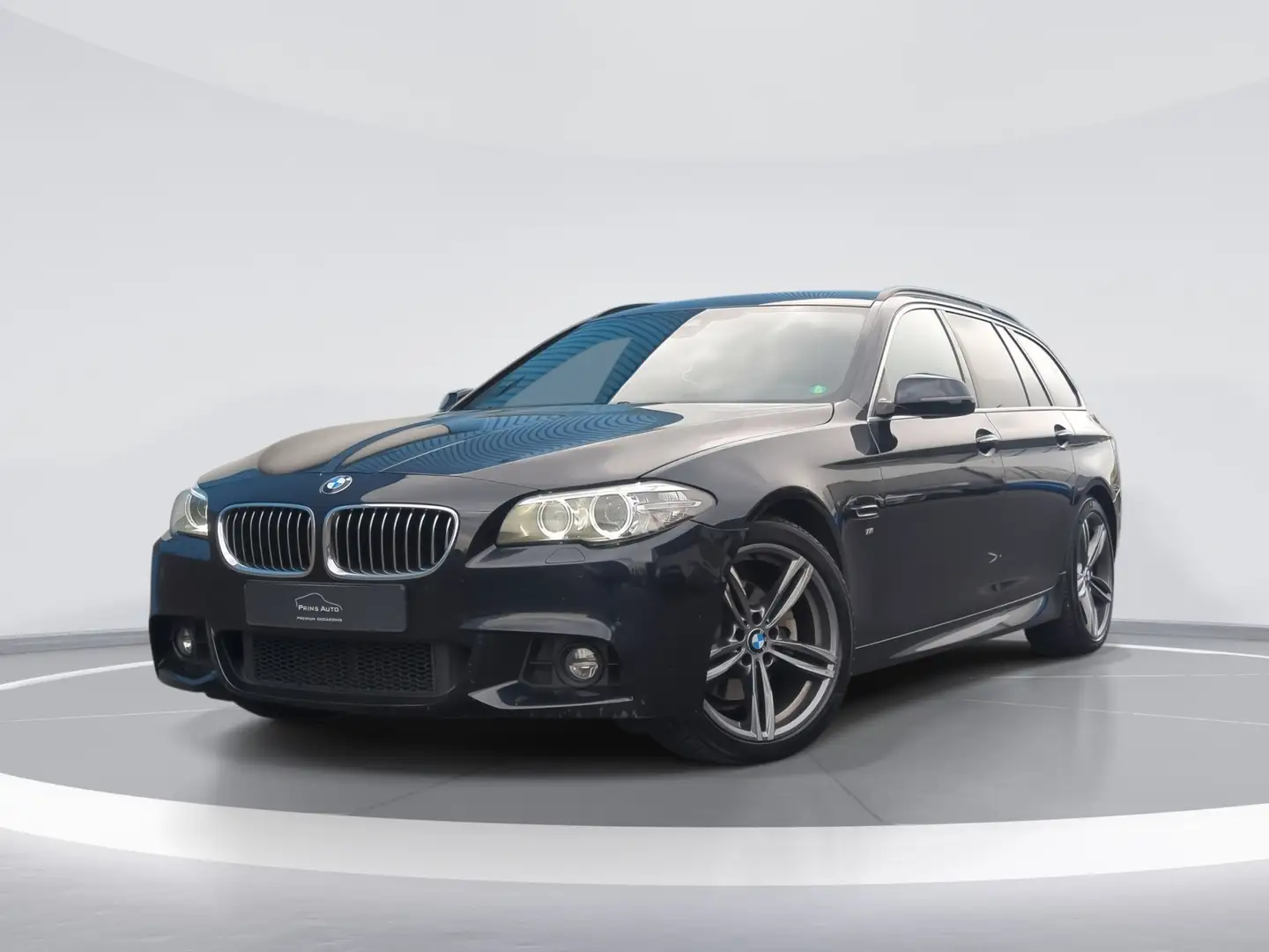 BMW 520 5-serie Touring 520xd High Executive M-Sport |NAV Zwart - 1
