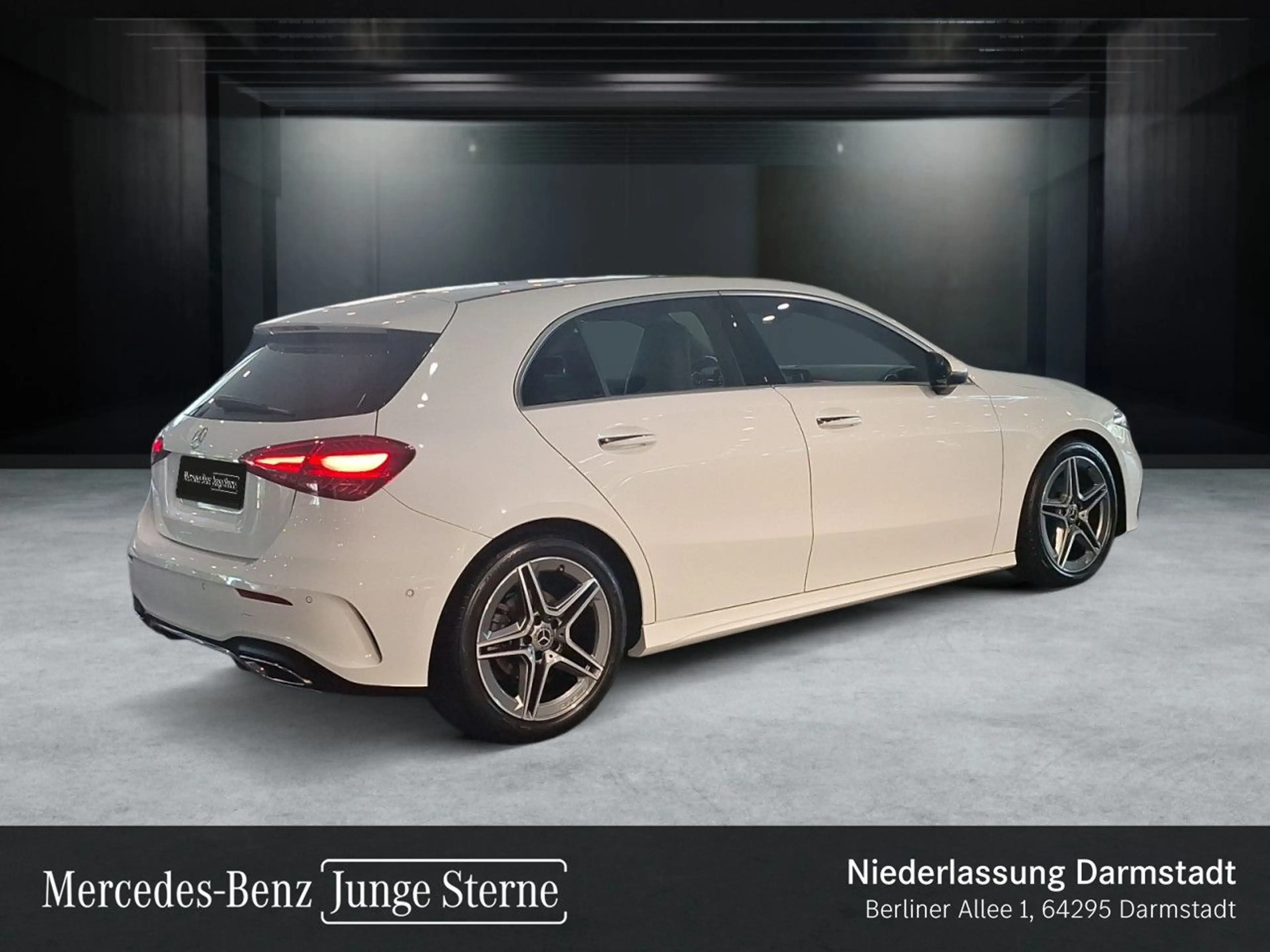 Mercedes-Benz A 180 d AMG+AHK+LED+KAMERA+TOTW+KEYLESS+8G — photo 4