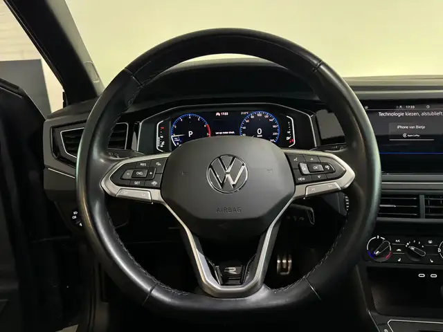Volkswagen Polo view 11
