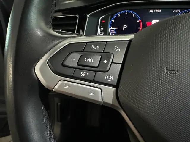 Volkswagen Polo view 13