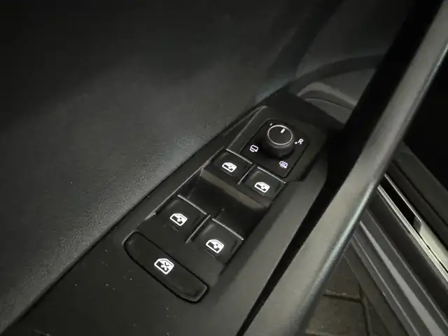 Volkswagen Polo view 14