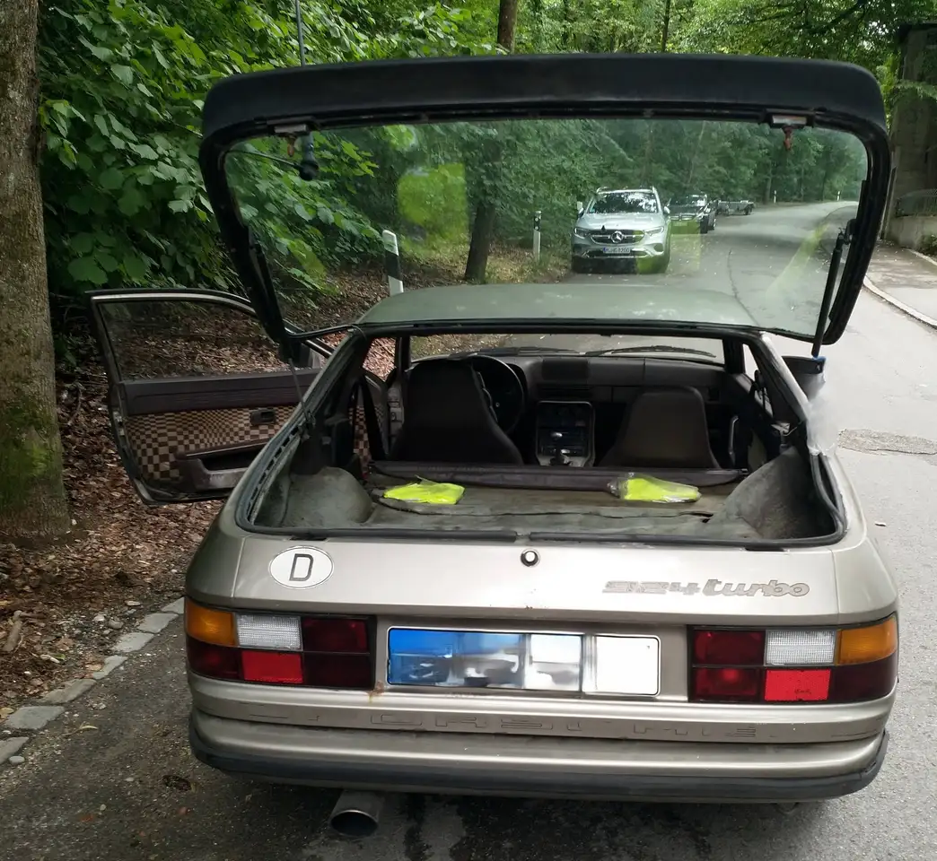 Porsche 924 Turbo 2.0, foto 2