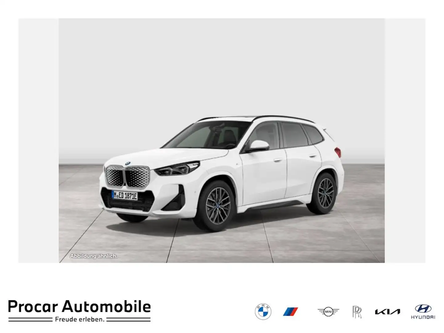 BMW iX1 xDrive30 U11 XE2 M Sport HUD PANO ACC AHK Blanc - 1