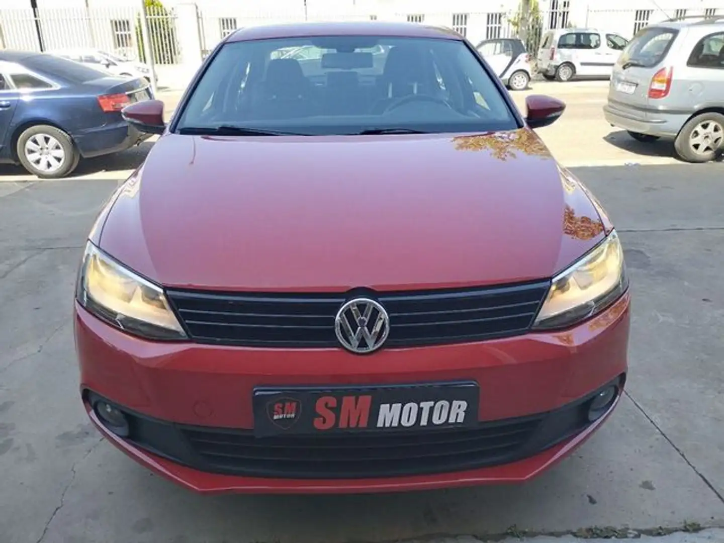 Volkswagen Jetta 1.6TDI BMT Advance Rouge - 2