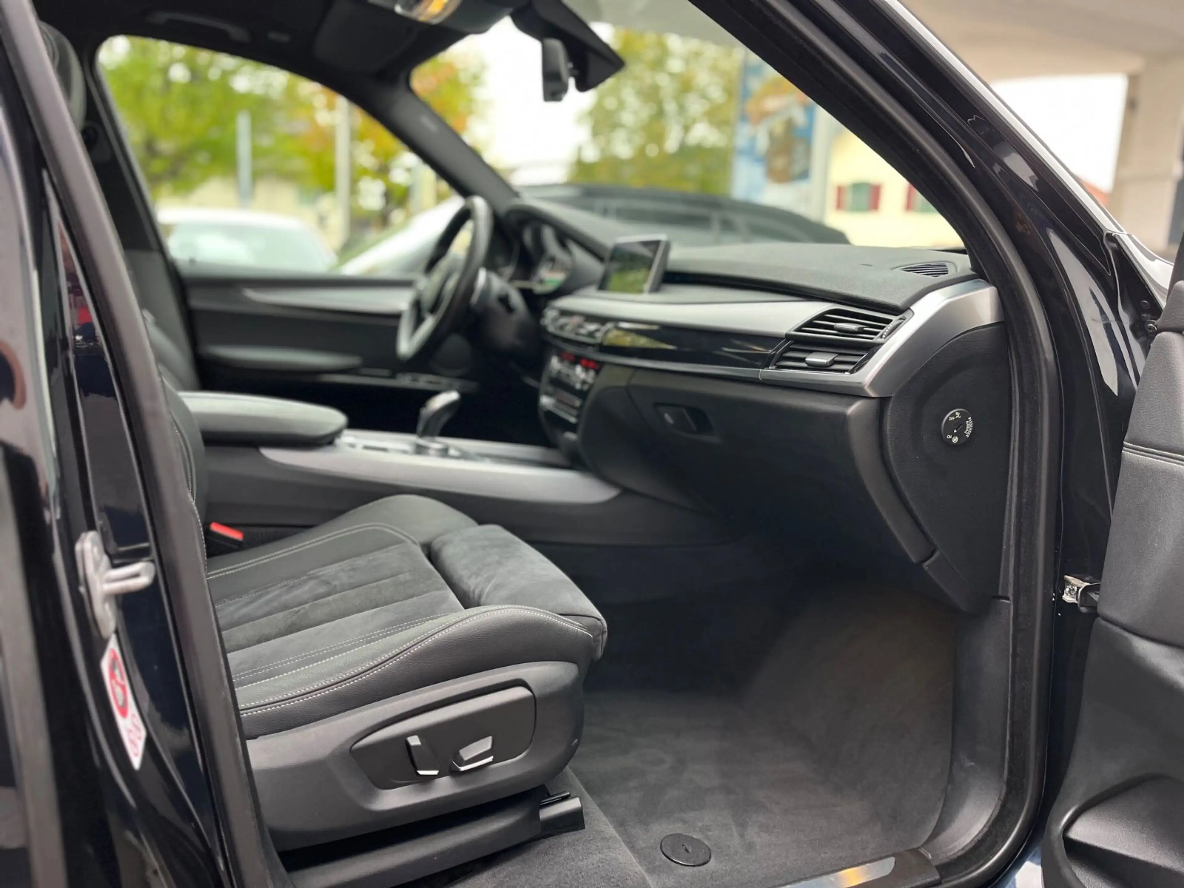 BMW X5 xDrive 30d M Sportpaket+21"+Pano+Headup+DrivA — photo 10