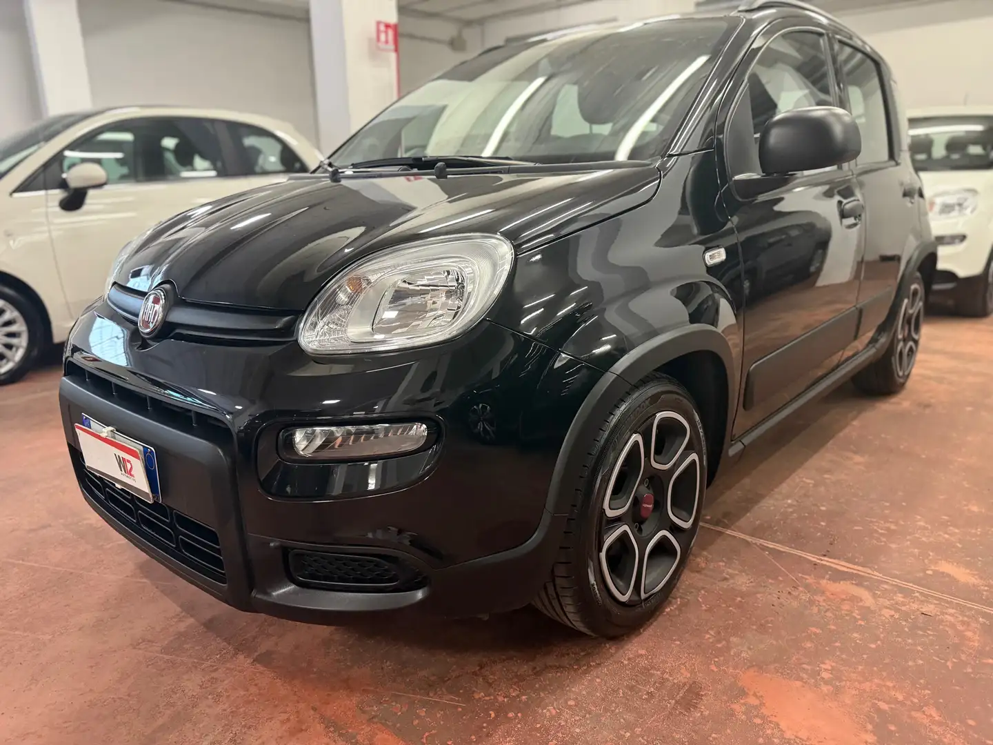 Fiat Panda Panda 1.0 firefly hybrid CityLife s VARIE UNITà Schwarz - 1