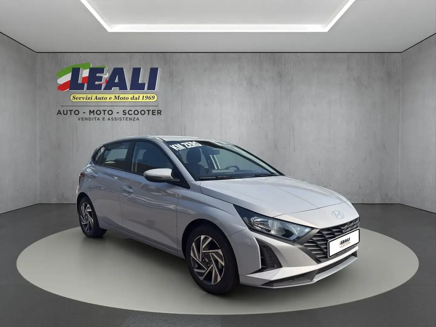 Hyundai i20 i20 5p 1.2 MPI 79cv s&s  Connectline Bleu - 1