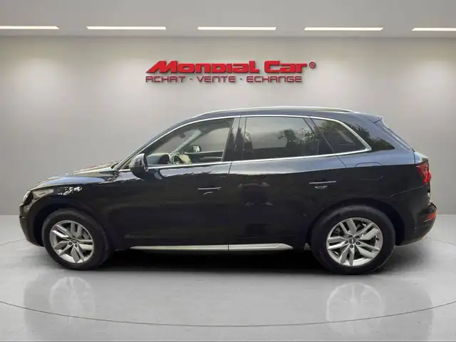 Audi Q5 view 6