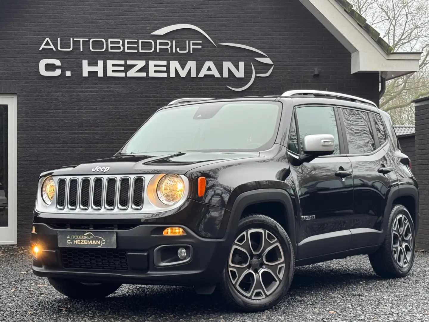 Jeep Renegade 1.4 MultiAir Limited 1e eigenaar DealerOH Leder Cr Zwart - 1