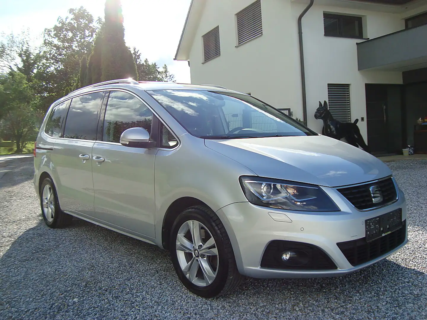 SEAT Alhambra 2021 DSG AUS 1-BESITZ 7-SITZE VOLL PANORAMA !! Silber - 1