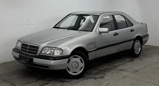 Mercedes-Benz C 180 RADIO+KASETTE+E-AUSSENSPIEGEL+