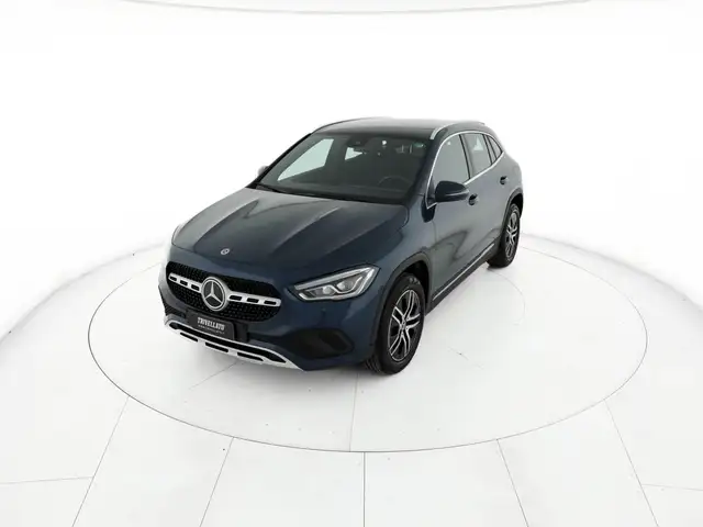 Mercedes-Benz GLA 200 200 d sport plus auto